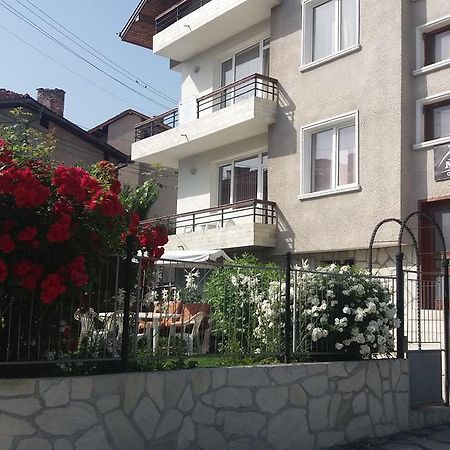 Mira Guest House Dobriniště Exteriér fotografie