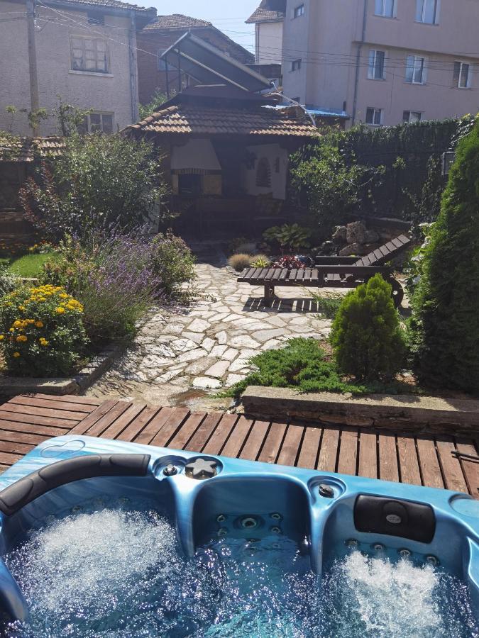 Mira Guest House Dobriniště Exteriér fotografie